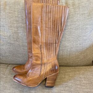 Freebird Tan Heeled Boots